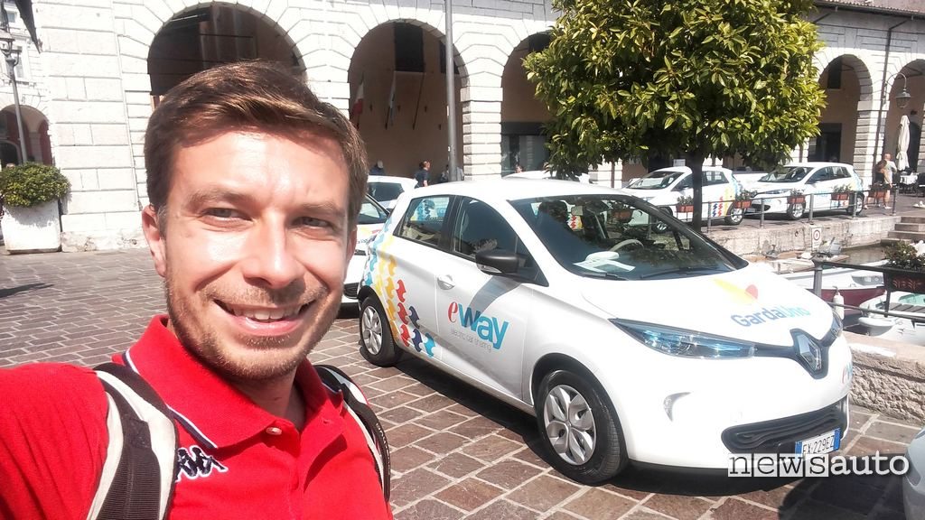 La prova con Marco Paternostro della Renault Zoe di E-Way car sharing elettrico del lago di Garda