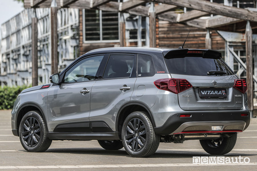 Suzuki Vitara Katana vista posteriore