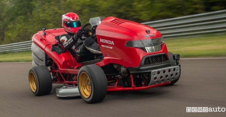 Tosaerba più veloce al mondo Honda Mean Mower V2