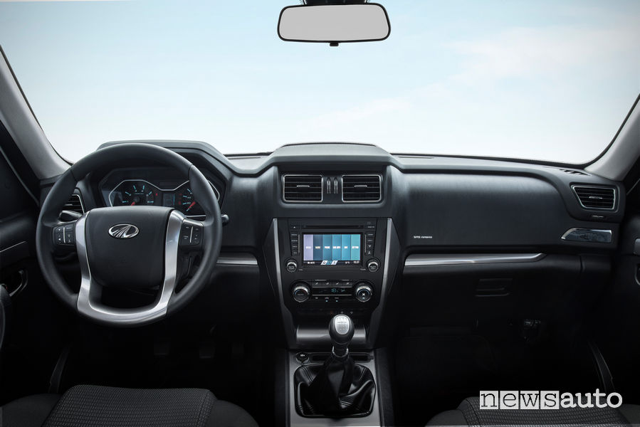 Mahindra GOA Pik-Up Plus plancia strumenti