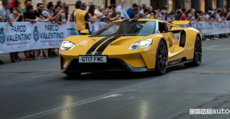 Supercar Parade Parco Valentino 2019 Ford Gt