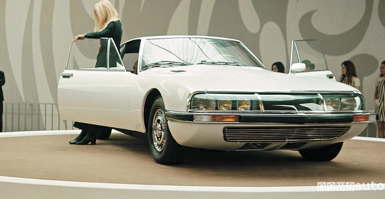 Auto sportiva storica Citroen DS SM
