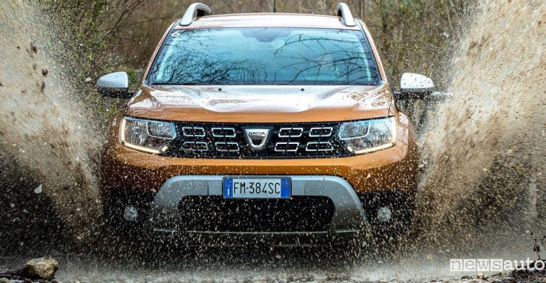 Dacia Duster 4×4 benzina
