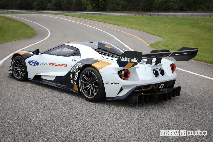 Ford GT Mk II vista posteriore