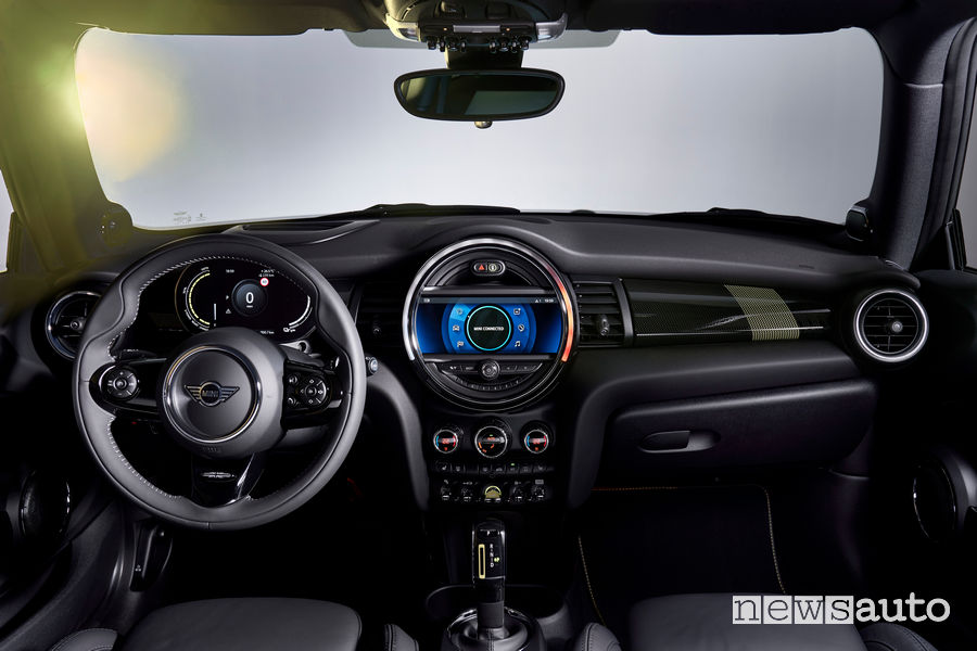 Mini Cooper elettrica plancia strumenti