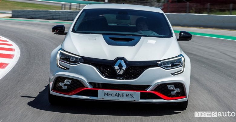 Renault Megane RS Trophy-R