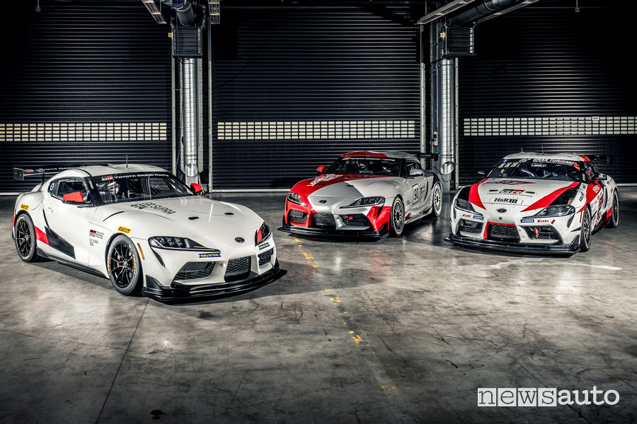 Toyota GR Supra GT4 da corsa