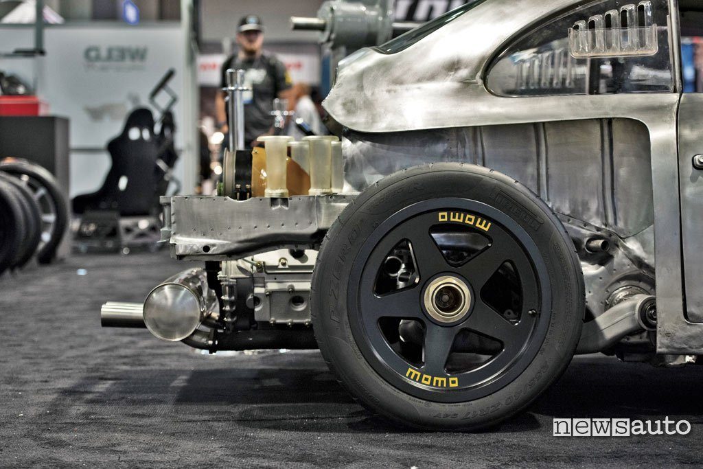 Vista laterale posteriore Emory Porsche 356 RSR