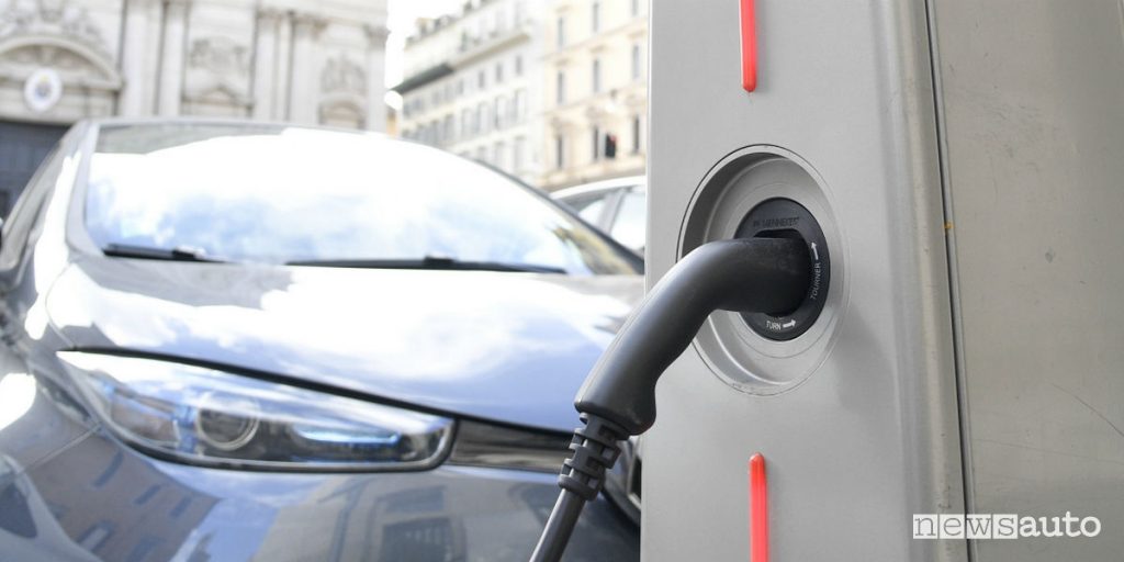 Come ricaricare le auto elettriche