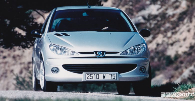 Peugeot 206 GT club auto ventennali