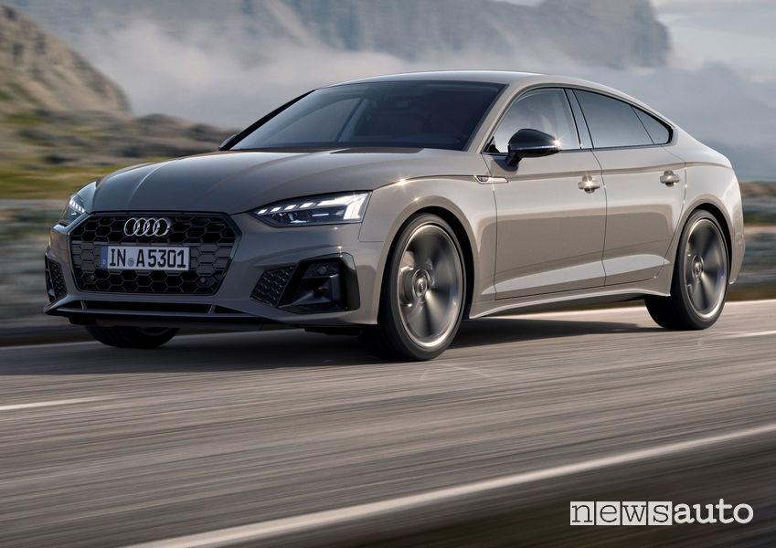 Nuovo frontale e fari a LED Audi A5 Sportback