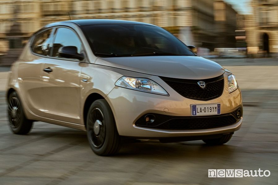 Paraurti anteriore Lancia Ypsilon Monogram