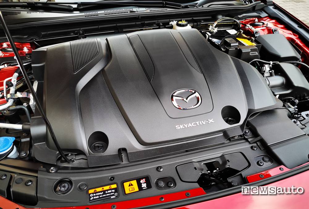 Motore Mazda3 Skyactiv-X 180 CV