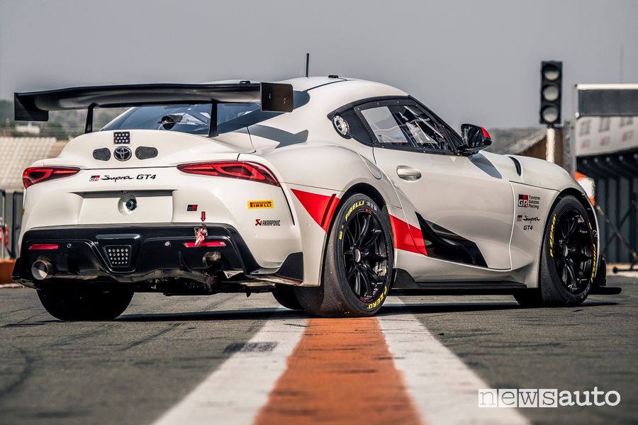 Alettone posteriore Toyota GR Supra GT4