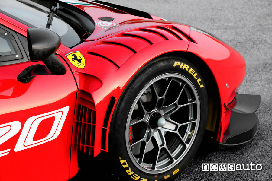 ferrari 488 gt3 evo aerodinamica