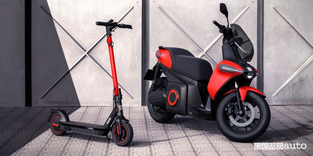Seat Urban Mobility e-Scooter e concept motorino elettrico EXS