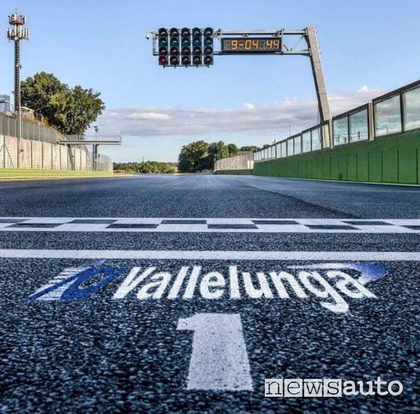 Traguardo dell'Autodromo di Vallelunga