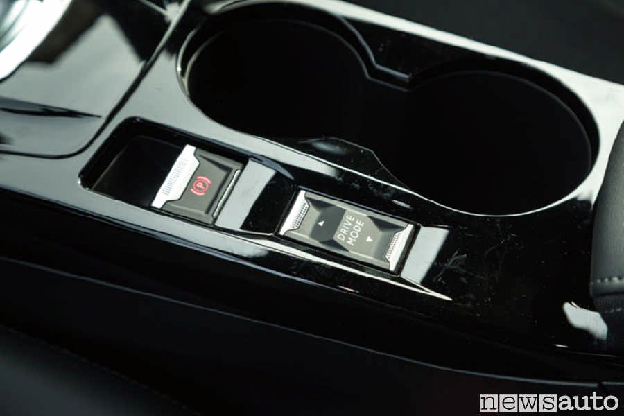 Pulsante Drive Mode Eco, Normal e Sport