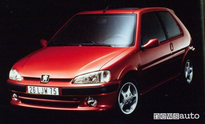 Vista anteriore Peugeot 106 GTI 16V del 1996