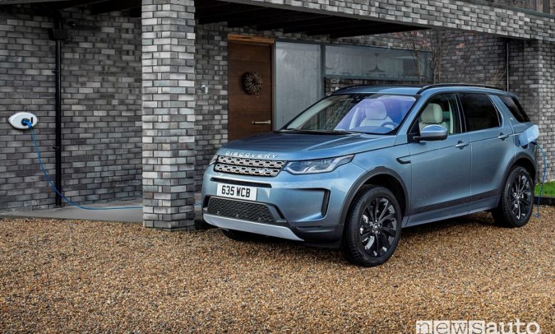 Ricarica domestica da wallbox Land Rover Discovery Sport ibrida plug-in