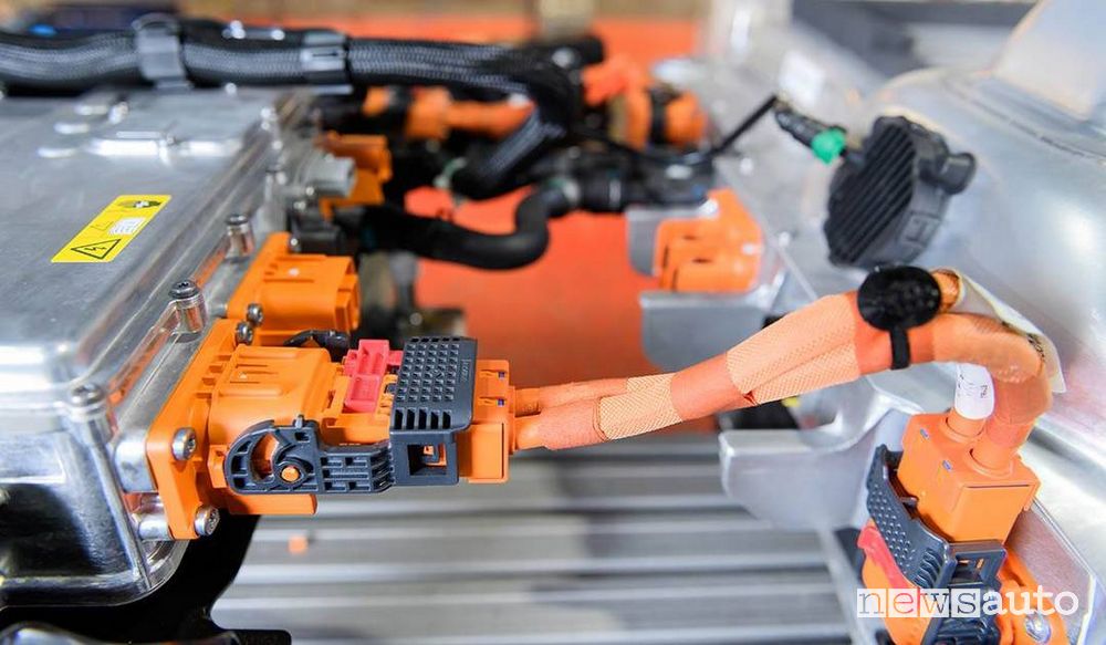 Batteria al litio Range Rover Evoque ibrido plug-in