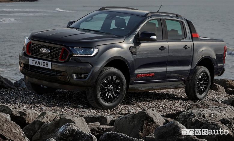 Vista di profilo Ford Ranger Thunder serie limitata