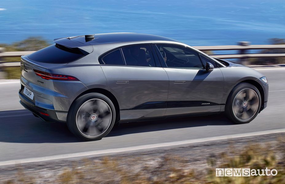 Vista laterale Jaguar I-Pace 2021