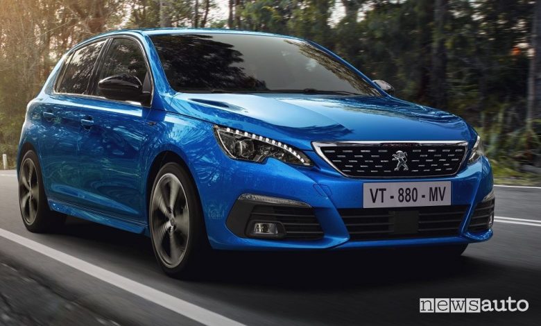 Vista di profilo Peugeot 308