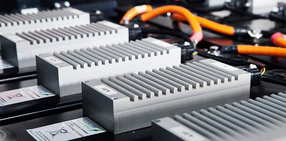 Batteria allo stato solido per auto elettriche