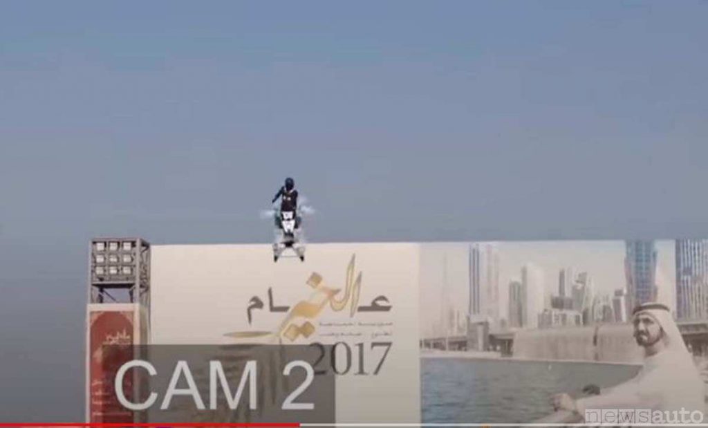 Il momento iniziale dell'avaria nel quale il drone inizia a segnalare problemi di stabilità, perde quota ed il pilota nel perde anche il controllo