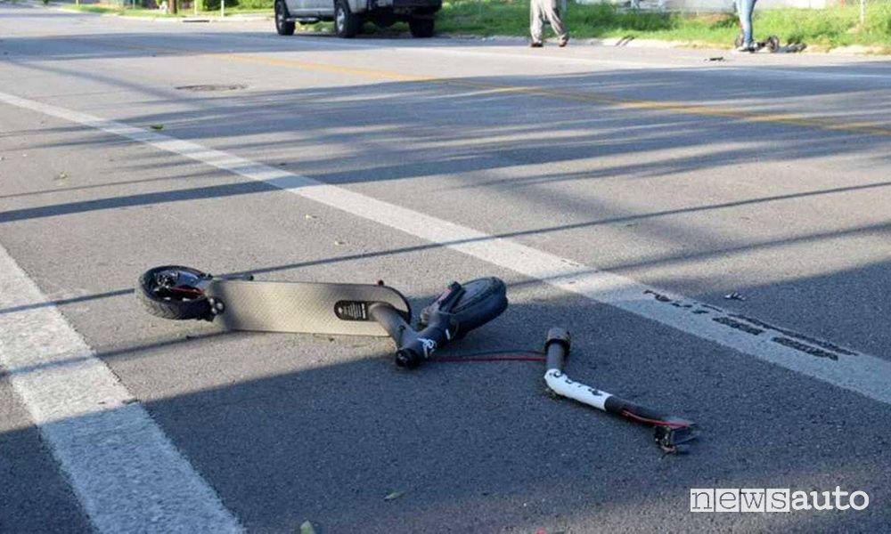 Incidente monopattini elettrici