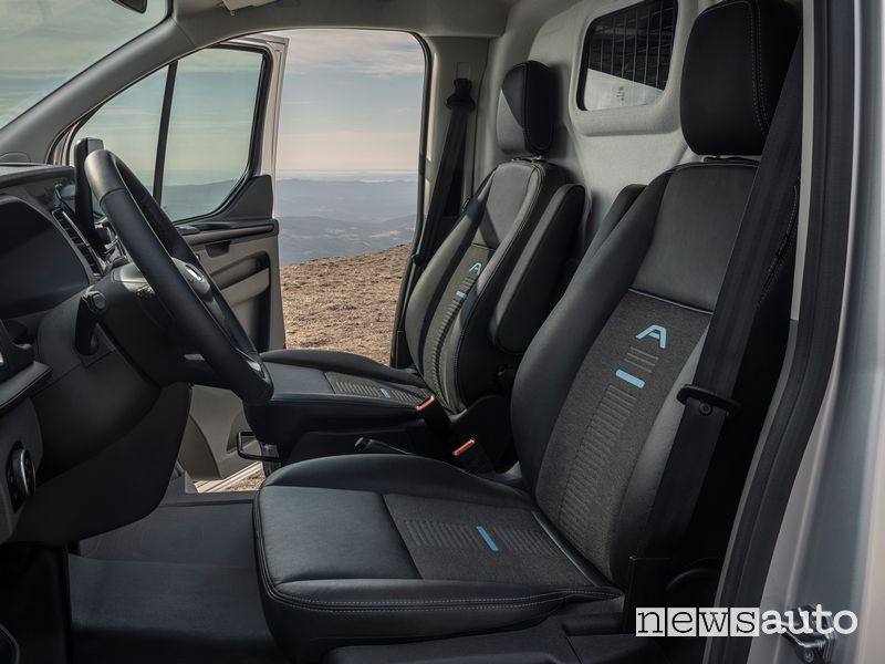 Sedili anteriori abitacolo Ford Transit Custom Active