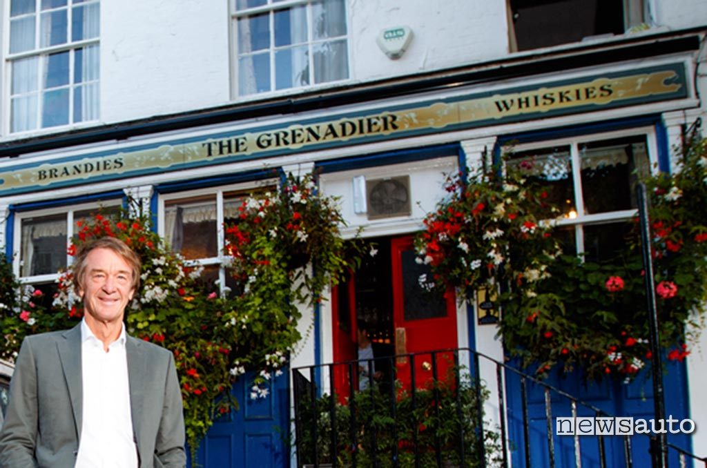 The Grenadier pub a Londra con Sir Jim Ratcliffe presidente della Ineos