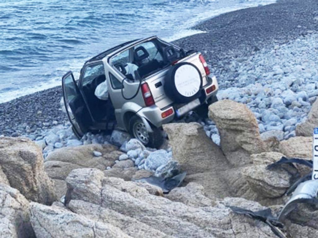 Il Suzuki Jimny incidente mykonos grecia dove ha perso la vita la ragazza italiana