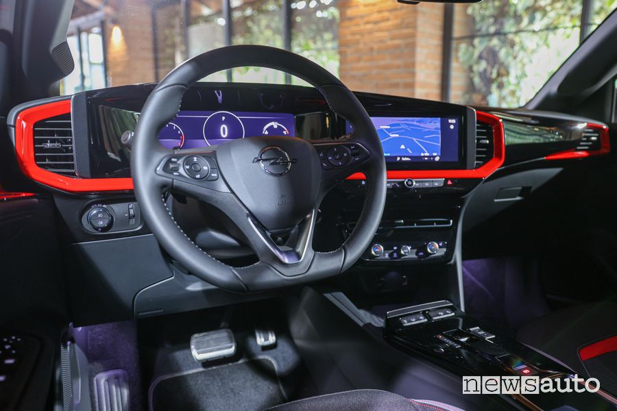 Volante abitacolo nuova Opel Mokka