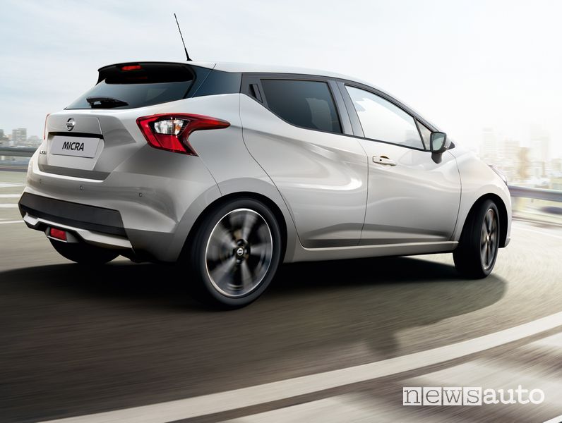 Vista posteriore Nissan Micra N-Sport 2021