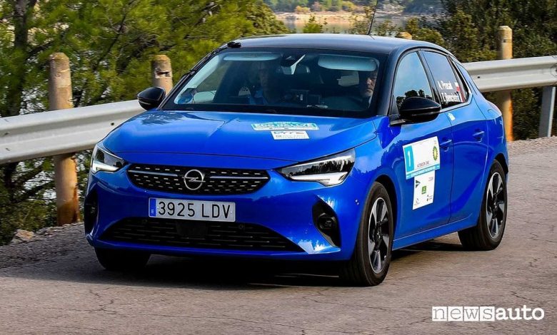 Gara auto elettriche, record consumo energetico per l'Opel Corsa elettrica