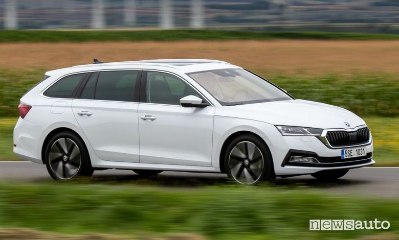 Škoda Octavia mild-hybrid, caratteristiche e prezzi