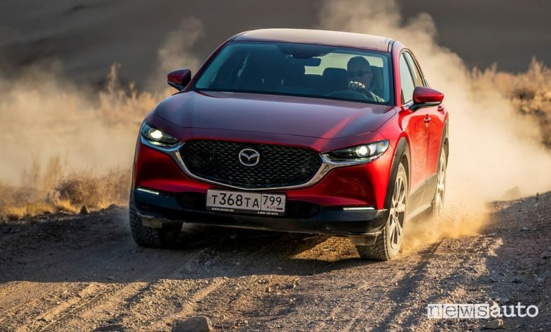 Viaggio Kazakhstan Epic Drive con la Mazda CX-30 sullo sterrato