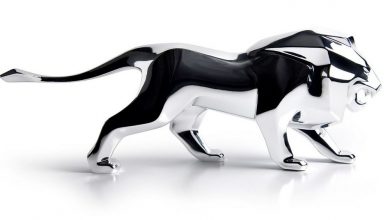 Leone monumentale in miniatura Peugeot