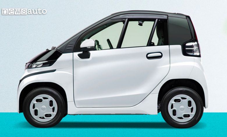 Toyota C+pod fiancata