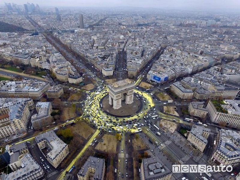 rotatoria dell'Arco di Trionfo di Parigi