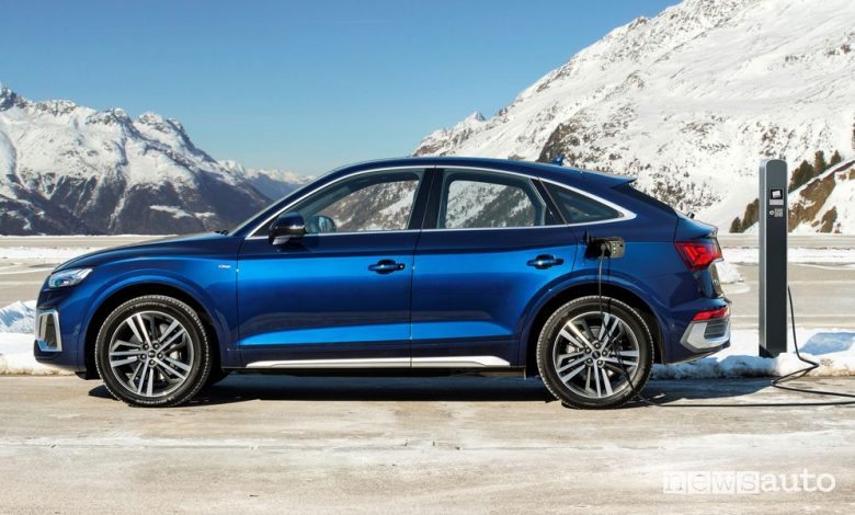 Audi Q5 Sportback TFSI e in ricarica