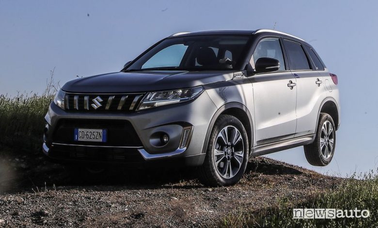 Twist Suzuki Vitara Hybrid sullo sterrato