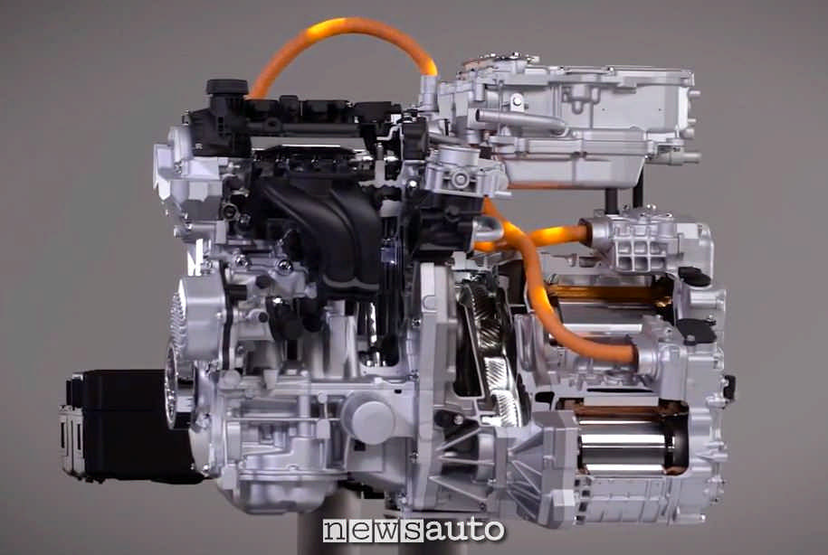 Altra vista del sistema spaccato e-Power di Nissan dove si vede una biella ed il rotore del motore elettrico, con l'inverter