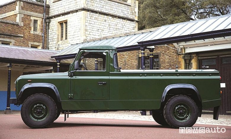 Land Rover Defender funebre del Principe Filippo