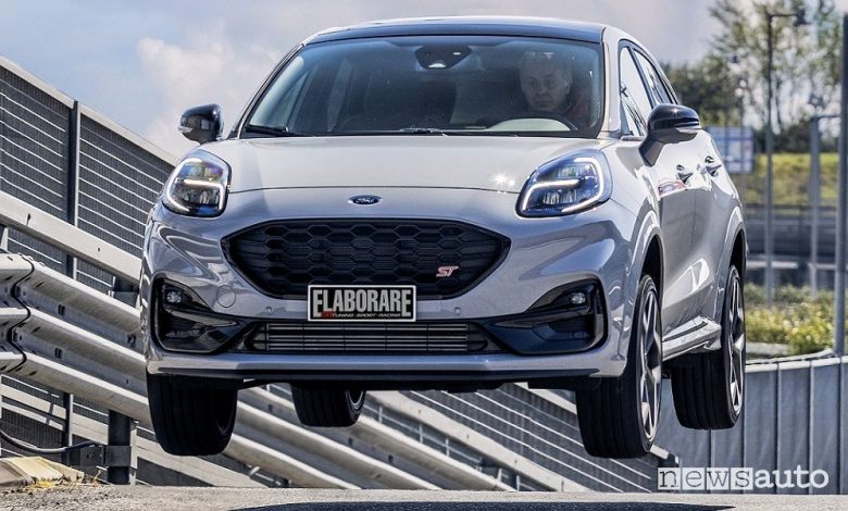 Salto Ford Puma ST in prova