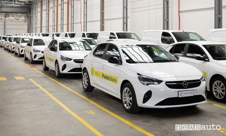 Opel Corsa-e auto elettrica della Poste Italiane