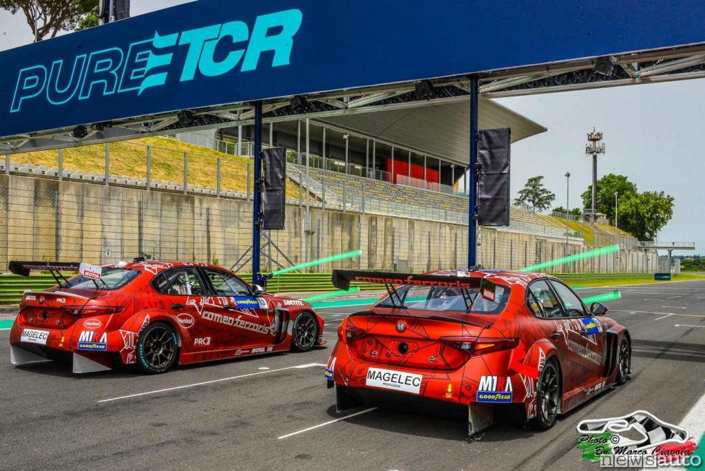 La Giulia ETCR in gara a Vallelunga con i piloti Oliver Webb (GBR), Rodrigo Baptista (BRA), Luca Filippi (ITA) e Stefano Coletti (MCA)