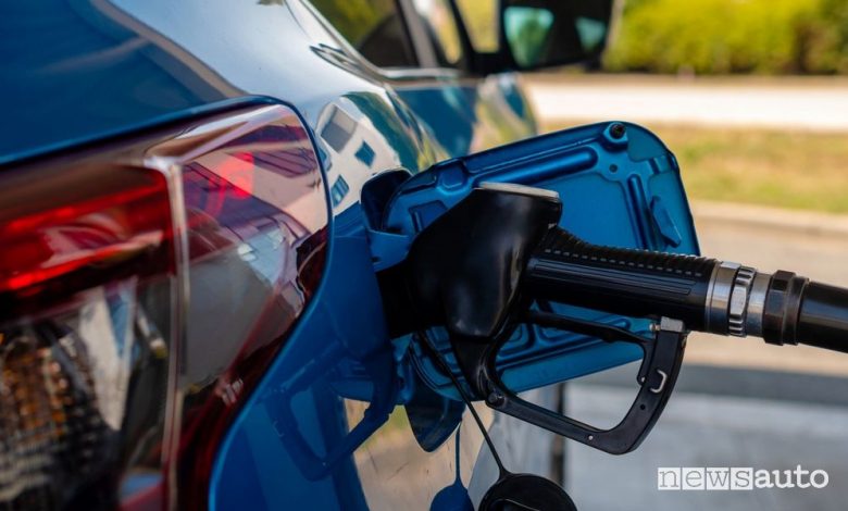 Prezzi carburanti, indagine dell'Antitrust sulle società petrolifere